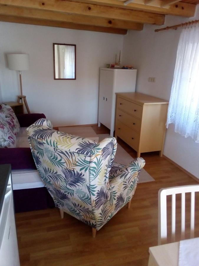 Apartment Vesna Skradin Buitenkant foto